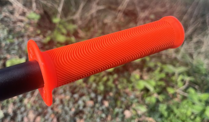 New Sensus grips colourways for 2024 - Grapefruit